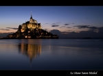 Le Mont St. Michel bei Nacht (Normandie)